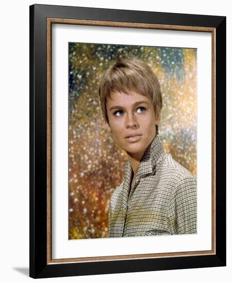 FAHRENHEIT 451, 1966 directed by FRANCOIS TRUFFAUT Julie Christie (photo)-null-Framed Photo