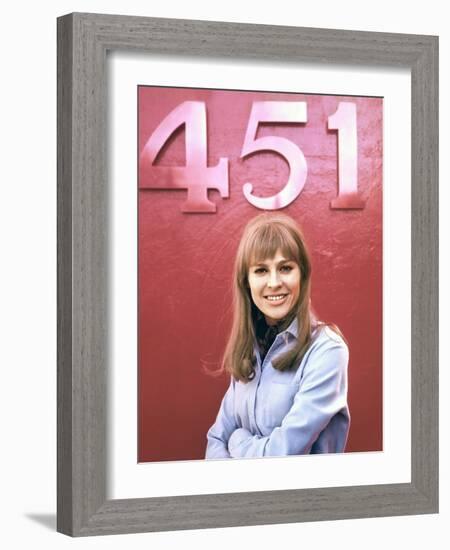 FAHRENHEIT 451, 1966 directed by FRANCOIS TRUFFAUT Julie Christie (photo)-null-Framed Photo