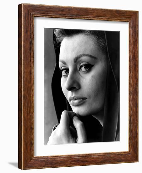 Fall of the Roman Empire, Sophia Loren, 1964-null-Framed Photo