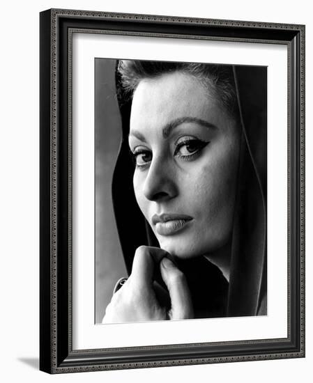 Fall of the Roman Empire, Sophia Loren, 1964-null-Framed Photo