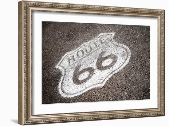 Famous Sixty Six Sign-vent du sud-Framed Art Print