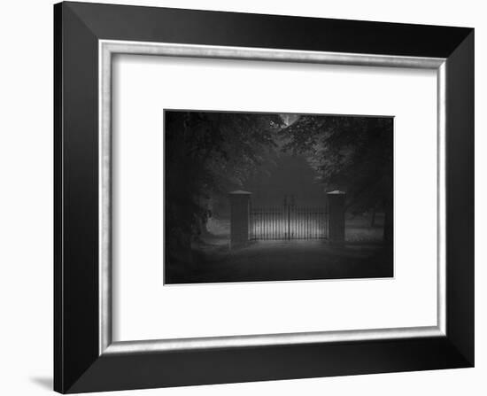 Far but no further-Allan Wallberg-Framed Photographic Print