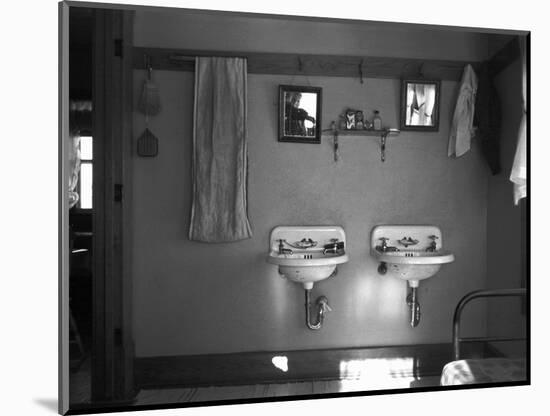 Farmhouse Washroom, 1936-Russell Lee-Mounted Photographic Print