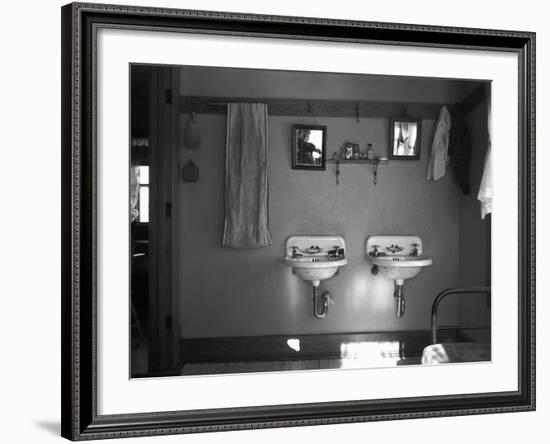 Farmhouse Washroom, 1936-Russell Lee-Framed Photographic Print