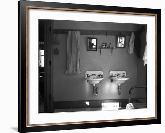 Farmhouse Washroom, 1936-Russell Lee-Framed Photographic Print