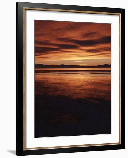 Farmington Bay, Great Salt Lake, Antelope Island, Stansbury Island, Great Basin, Utah, USA-Scott T. Smith-Framed Photographic Print