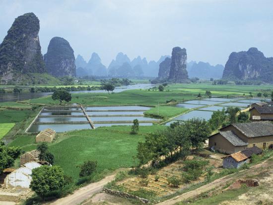 Resultado de imagem para Guilin Karst"