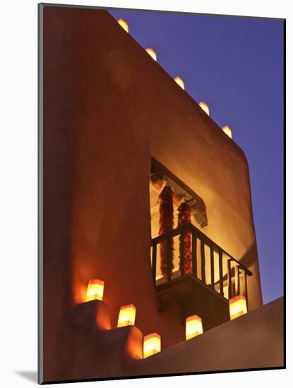 Farolitos, Santa Fe, New Mexico, USA-Julian McRoberts-Mounted Photographic Print