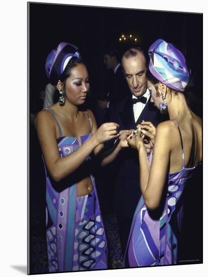 Fashion Designer Emilio Pucci with Young Women Wearing His Designs-Bill Eppridge-Mounted Premium Photographic Print