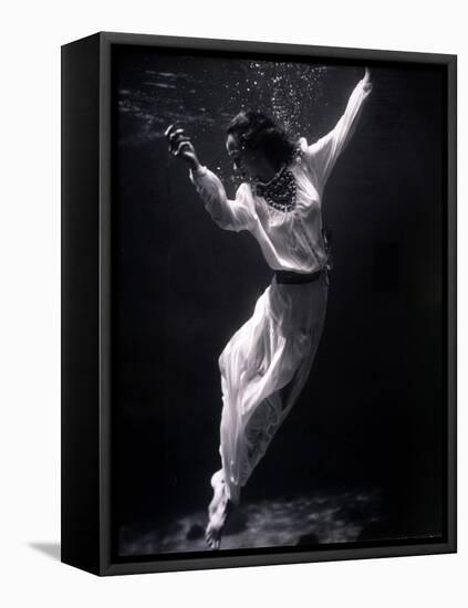 Fashion Model Underwater, 1939-Science Source-Framed Premier Image Canvas