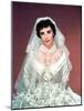 FATHER OF THE BRIDE, 1950 directed by VINCENTE MINNELLI Elizabeth Taylor (photo)-null-Mounted Photo