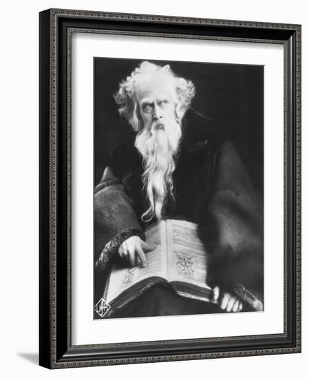 Faust, (aka Faust - Eine Deutsche Volkssage), Emil Jannings, 1926-null-Framed Photo