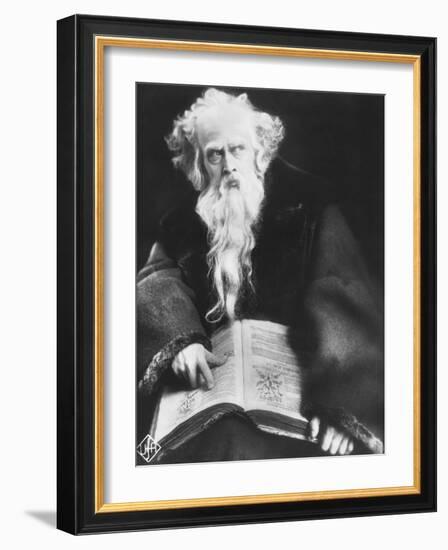 Faust, (aka Faust - Eine Deutsche Volkssage), Emil Jannings, 1926-null-Framed Photo