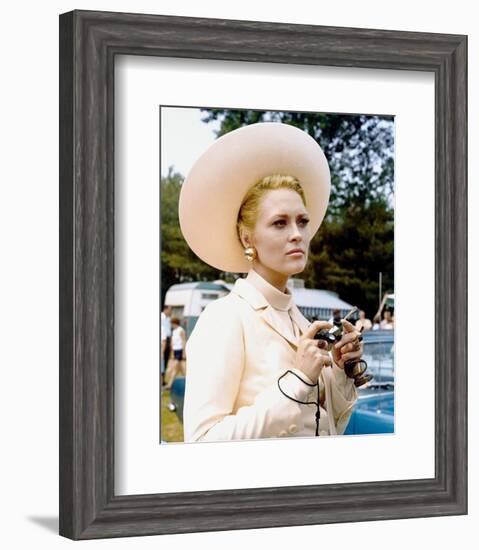 Faye Dunaway - The Thomas Crown Affair-null-Framed Photo