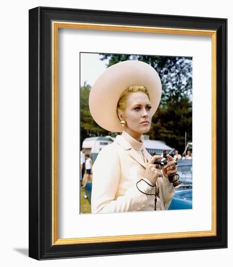 Faye Dunaway - The Thomas Crown Affair-null-Framed Photo