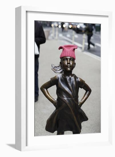 Fearless Girl Wall Street-null-Framed Premium Photographic Print