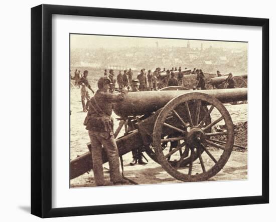 Federal Artillery during the American Civil War (1861-65) (B/W Photo)-Mathew Brady-Framed Giclee Print