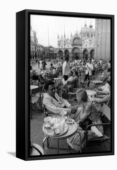 Federico Fellini and Giulietta Masina in Venice-Mario de Biasi-Framed Premier Image Canvas