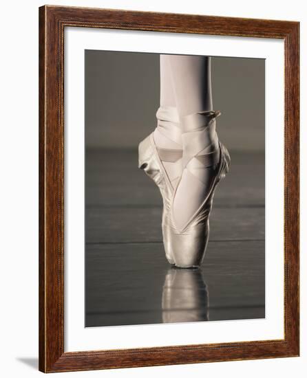 Feet of Ballet Dancer En Pointe-Erik Isakson-Framed Photographic Print