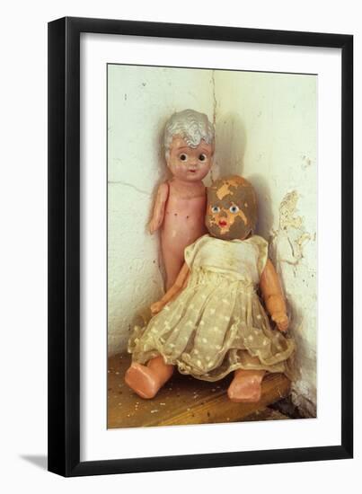 Female Dolls-Den Reader-Framed Premium Photographic Print