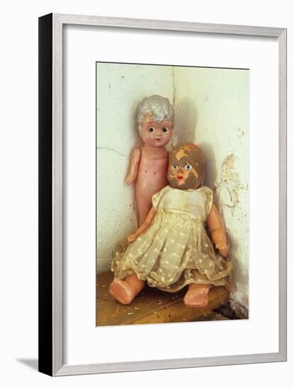 Female Dolls-Den Reader-Framed Premium Photographic Print