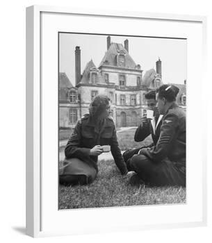 Female Dutch Corporal, French Sailor and British Soldier Having a Picnic-null-Framed Photographic Print