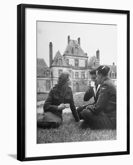 Female Dutch Corporal, French Sailor and British Soldier Having a Picnic-null-Framed Photographic Print