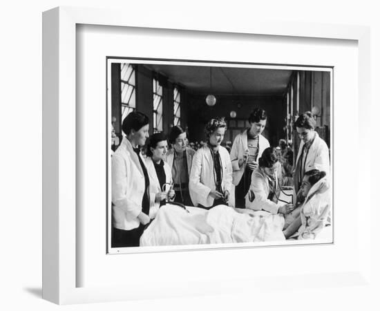 Female Medical Students-null-Framed Photographic Print