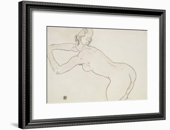 Female Nude Kneeling and Bending Forward to the Left, 1918-Egon Schiele-Framed Giclee Print