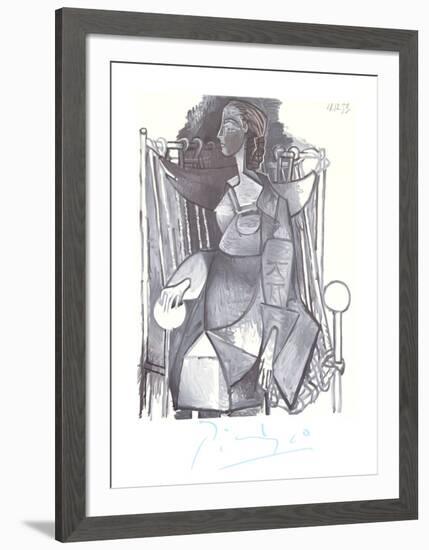 Femme Assise Dans un Fauteuil Tresse-Pablo Picasso-Framed Collectable Print