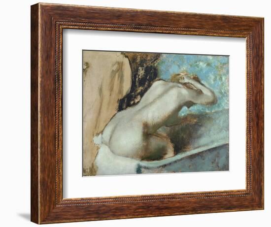 Femme assise sur le rebord d' une baignoire et s'épongeant le cou-Edgar Degas-Framed Giclee Print