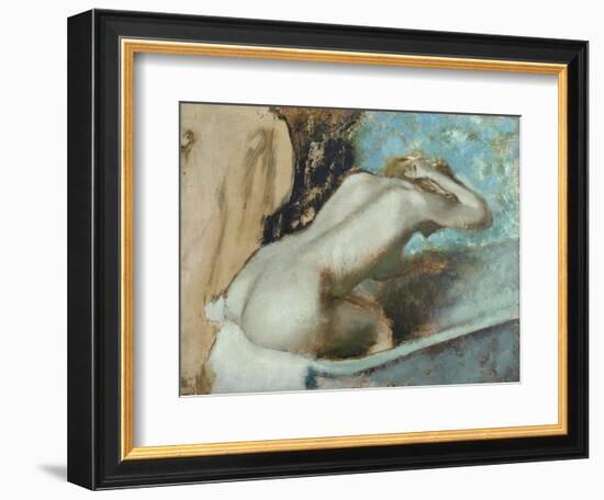 Femme assise sur le rebord d' une baignoire et s'épongeant le cou-Edgar Degas-Framed Giclee Print
