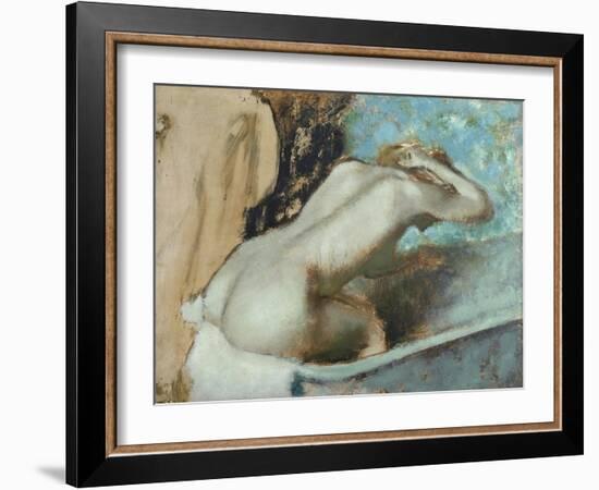 Femme assise sur le rebord d' une baignoire et s'épongeant le cou-Edgar Degas-Framed Giclee Print