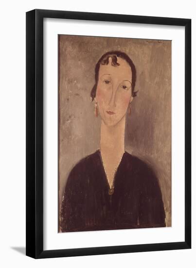 Femme aux boucles d'oreilles-Amedeo Modigliani-Framed Giclee Print