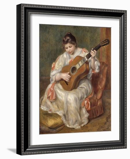 Femme jouant de la guitare-Pierre-Auguste Renoir-Framed Giclee Print