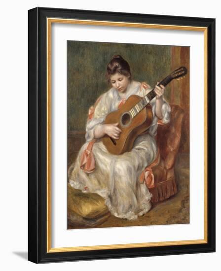 Femme jouant de la guitare-Pierre-Auguste Renoir-Framed Giclee Print