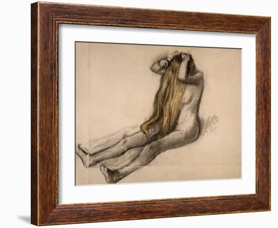 Femme nue, assise par terre, se peignant-Edgar Degas-Framed Giclee Print