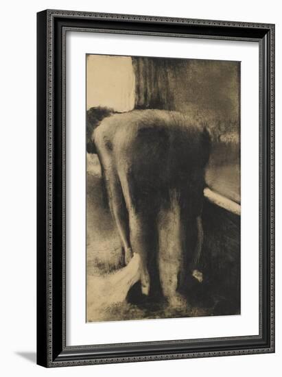 Femme s'essuyant les pieds-Edgar Degas-Framed Giclee Print