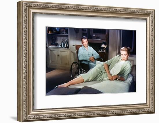 Fenetre sur cour REAR WINDOW by AlfredHitchcock with James Stewart and Grace Kelly, 1954 (photo)-null-Framed Photo