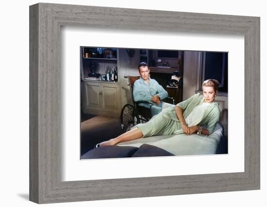 Fenetre sur cour REAR WINDOW by AlfredHitchcock with James Stewart and Grace Kelly, 1954 (photo)-null-Framed Photo