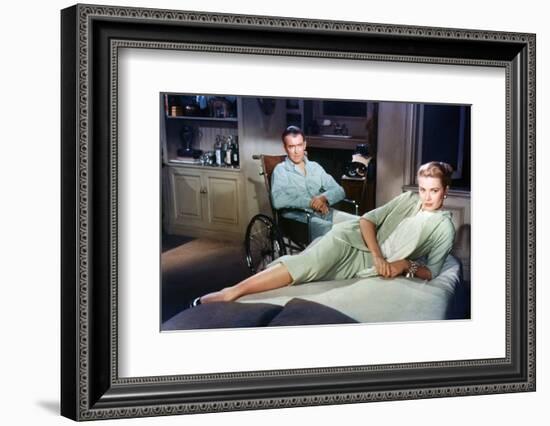 Fenetre sur cour REAR WINDOW by AlfredHitchcock with James Stewart and Grace Kelly, 1954 (photo)-null-Framed Photo