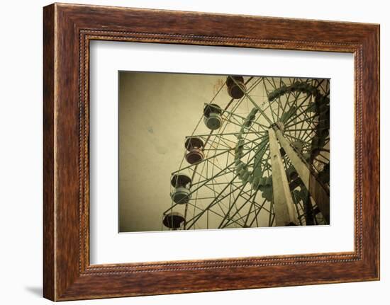 Ferris Wheel-Kuzma-Framed Photographic Print