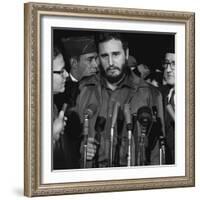 Fidel Castro arrives at Washington airport, 1959-Warren K. Leffler-Framed Photographic Print