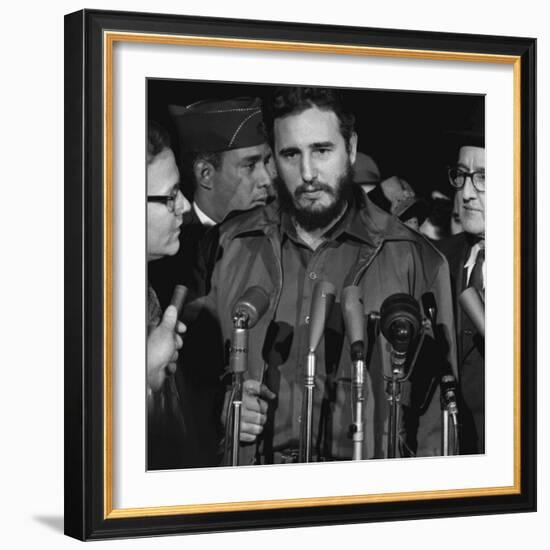 Fidel Castro arrives at Washington airport, 1959-Warren K. Leffler-Framed Photographic Print