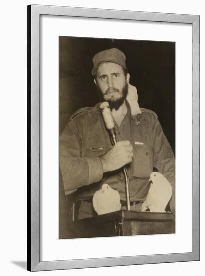 Fidel Castro-null-Framed Photographic Print