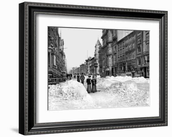 Fifth Avenue, c.1905-null-Framed Art Print