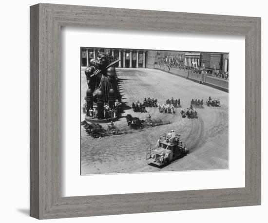 Filming the Chariot Race from 'Ben-Hur', 1925 (B/W Photo)-American Photographer-Framed Giclee Print