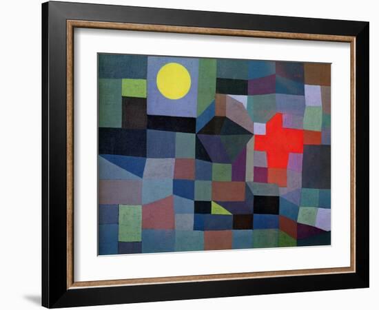 Fire, Full Moon, 1933-Paul Klee-Framed Giclee Print