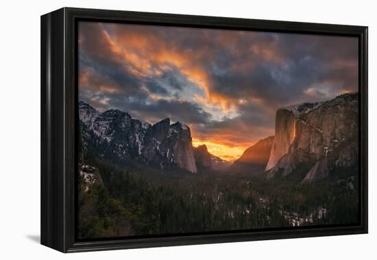 Firefall light, Yosemite Valley, California,  Epic Light Beams-Vincent James-Framed Premier Image Canvas