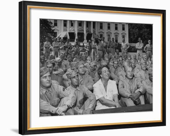 First Lady Eleanor Roosevelt, Singing with a Large Group of US Soldiers-null-Framed Photographic Print